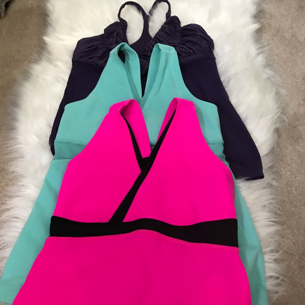 Lululemon sports tops